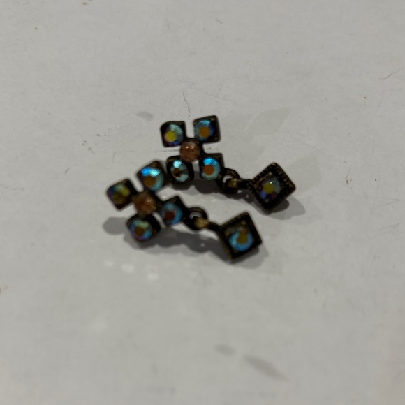 Jewelry - Vintage Short Dangle Earrings with iridescent Stones, Posts